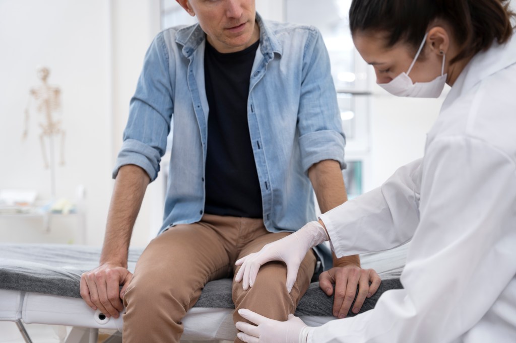 Best Knee Replacement Surgeon In Delhi