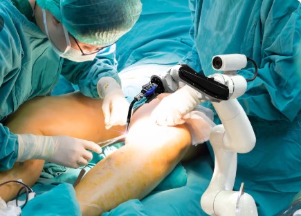 Why Is It Important to Choose the Best Orthopedic Surgeon in&nbsp;Delhi?